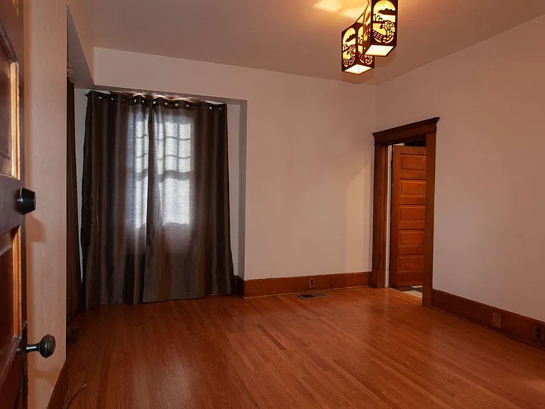 Front bedroom