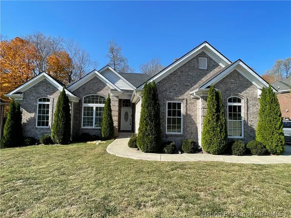 2944 Crescent Hill Drive NE, Corydon, IN 47112