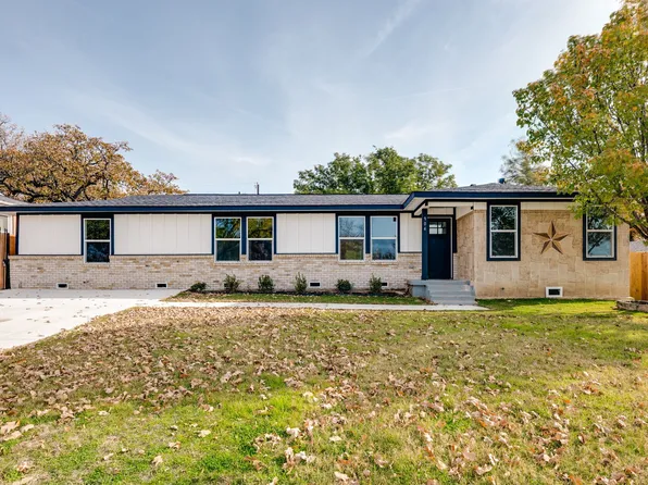 904 Walter St, Bedford, TX 76022