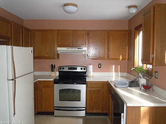 5th image of 1 Windwood Dr