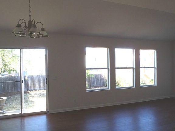 5th image of 4720 Dorchester Heights Ln
