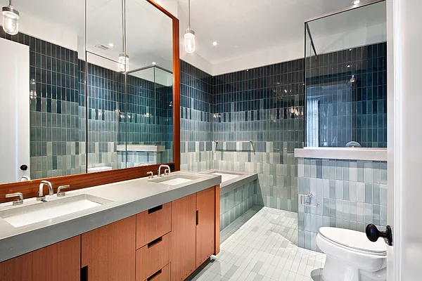 Rented by City Connections Realty | media 8