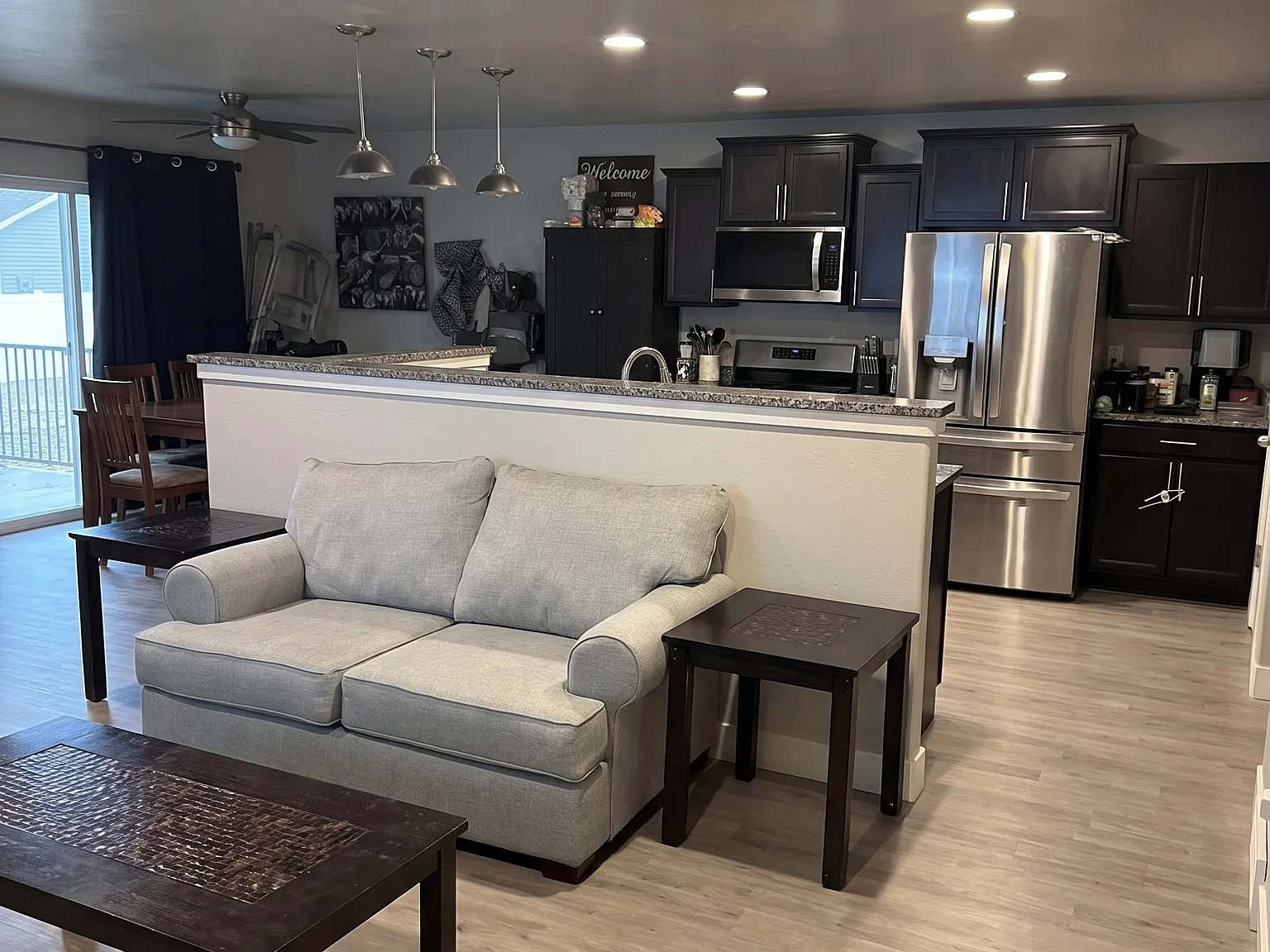 4 bed, 2300 sqft, $2,800 — Photo 3