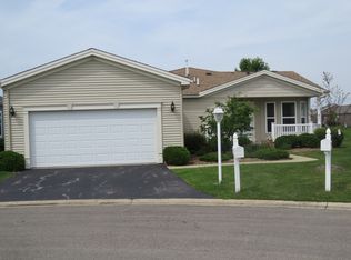 316 Legacy Ct, Grayslake, IL 60030
