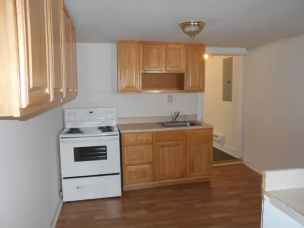 528 E Patapsco Ave, Baltimore, MD 21225
