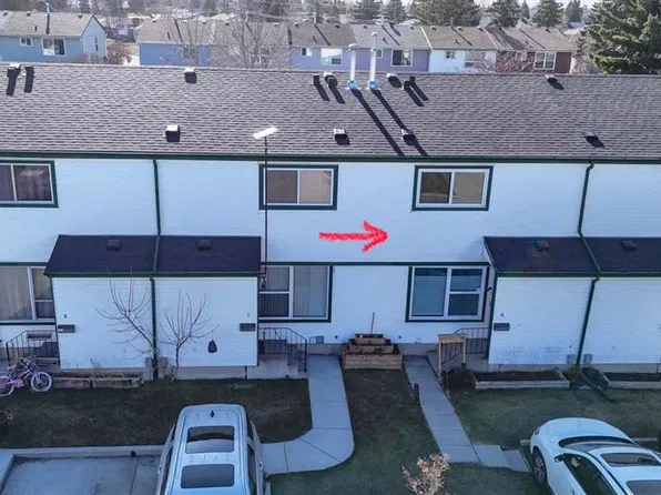 100 E Pennsylvania Rd SE #6, Calgary, AB T2A 4Y8