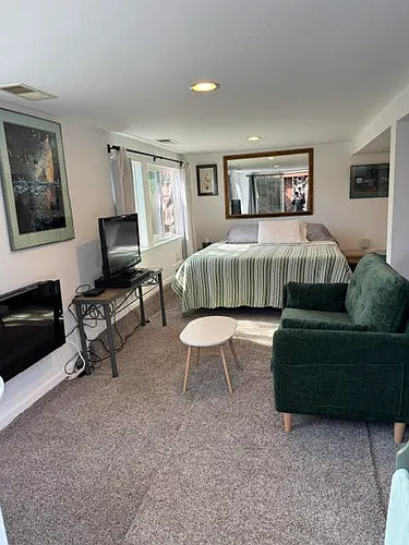 27 Graceland Dr #B Photo 1 27 Graceland Dr #B Photo 1