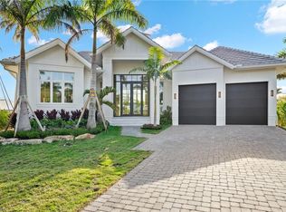 1675 Mullet Ct, Naples, FL 34102