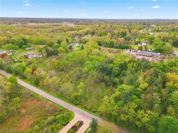 Sanitarium Rd, Akron, OH 44312