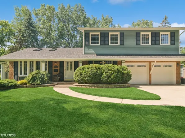 430 N Glenn Dr, Palatine, IL 60074