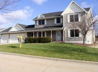 934 E Mayfield Dr, Appleton, WI 54911