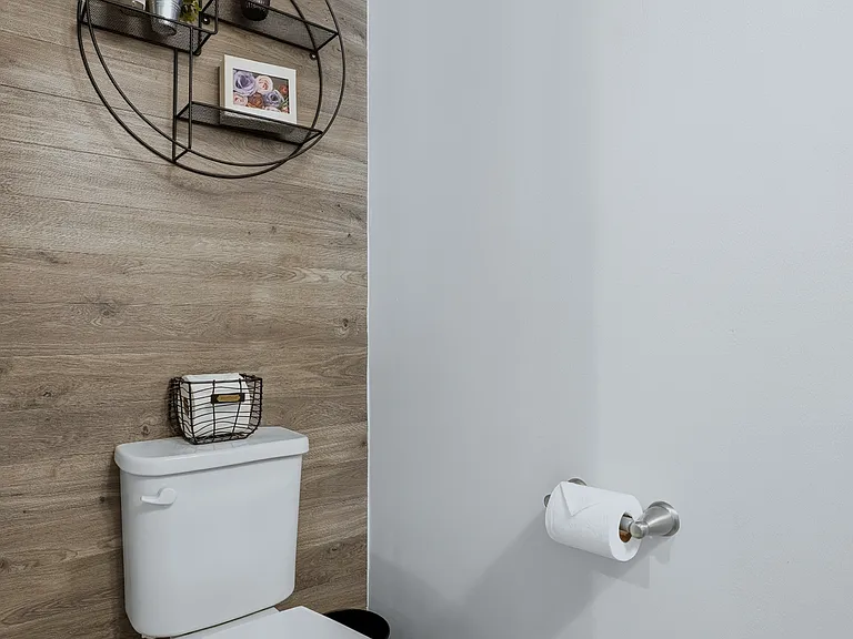 838 Dean Dr — Photo 33