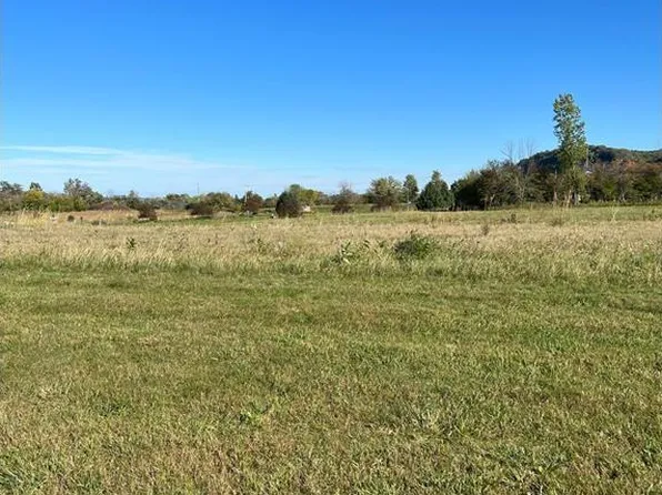 118 Medinah Cir E, Lake City, MN 55041