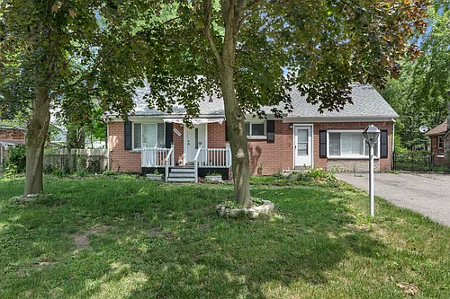 34622 Donnelly St Photo 1