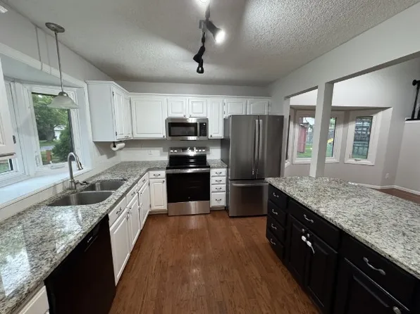 11316 Florida Ave N, Champlin, MN 55316