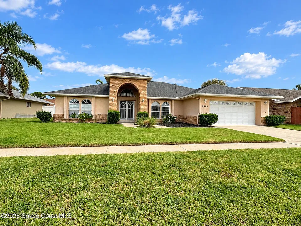 2065 Thistle Dr