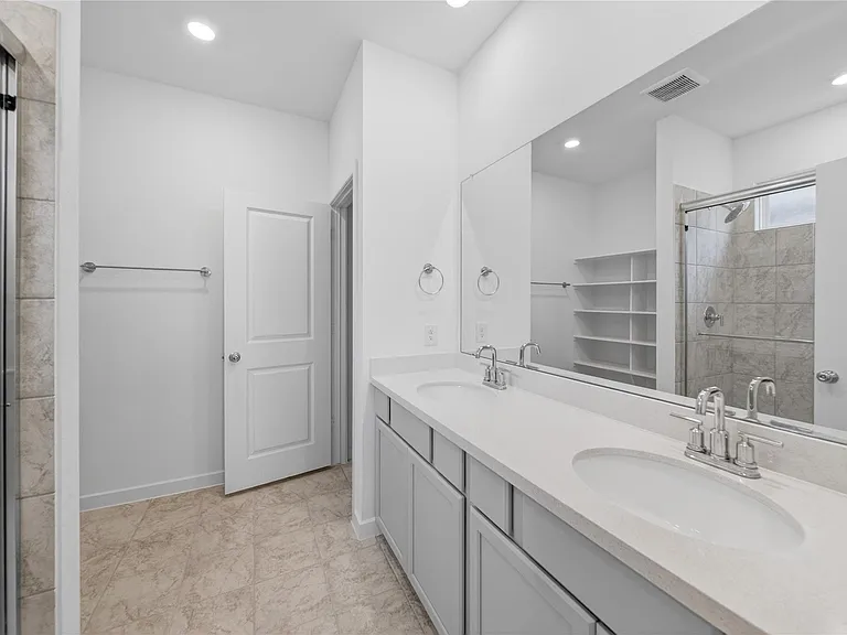 9723 Pettus Creek Dr — Photo 26