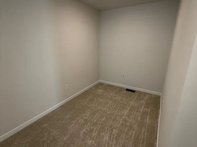 14711 Hancock Crest Way — Photo 31