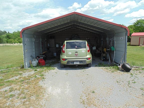 5th image of 2158 Highway 64 W