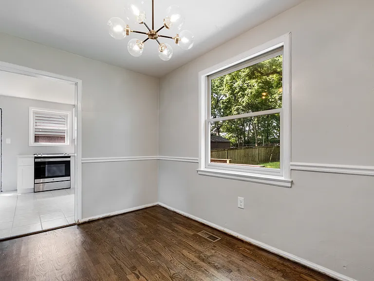 1428 Greenland Ave — Photo 7