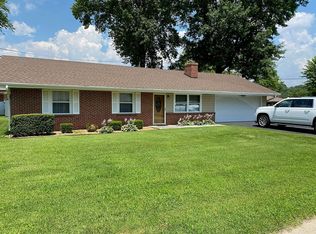 1101 Sherbrook Dr, Fenton, MO 63026