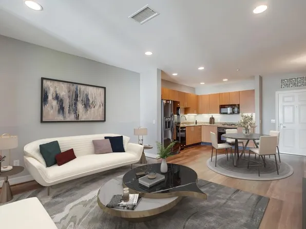 525 11th Ave Unit 1303, San Diego, CA 92101