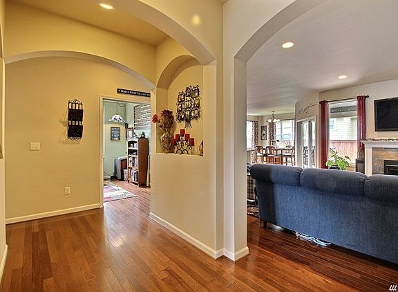 3rd image of 7814 164th St E