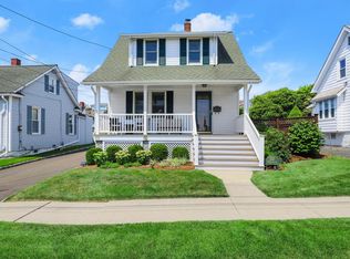 22 Noble St, Stamford, CT 06902