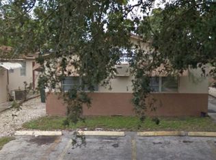 624 SW 7th Ave, Hallandale Beach, FL 33009