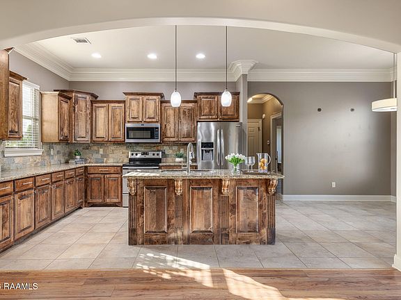 5th image of 121 Mirada Ln