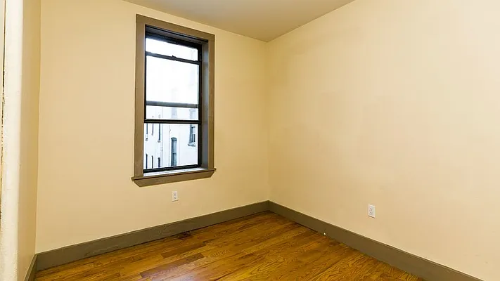 Rented by Nooklyn NYC LLC | media 22