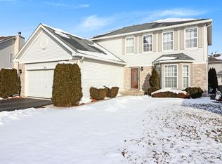 215 Two River Ct, Romeoville, IL 60446