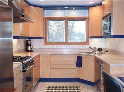 Kitchen Designed and Installed by Cutters Kitchen & Bath of St. Louis