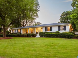 1908 Old Orchard Rd, Vestavia Hills, AL 35216