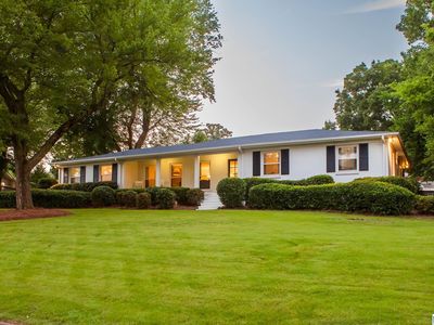 1908 Old Orchard Rd, Vestavia Hills, AL, 35216