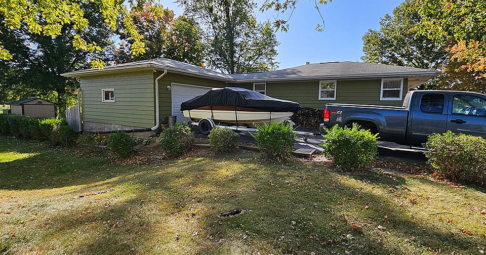 2nd image of 610 Ash Ave