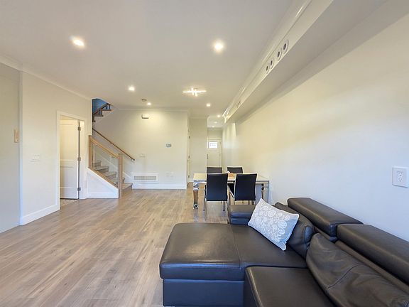 4th image of 9680 Williams Rd #17