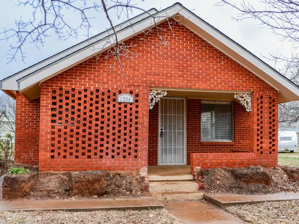 1204 W Main St, Memphis, TX 79245