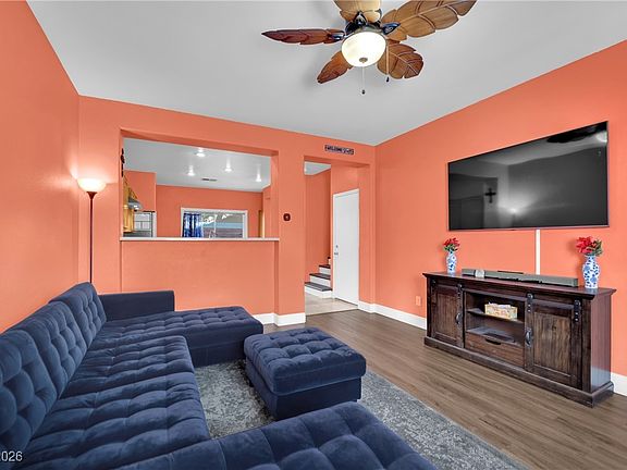 4th image of 6122 Mountain Hemlock Ave