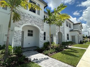 Cedar Pointe, Homestead, FL 33033