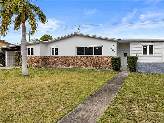 3rd image of 737 W Ilex Drive