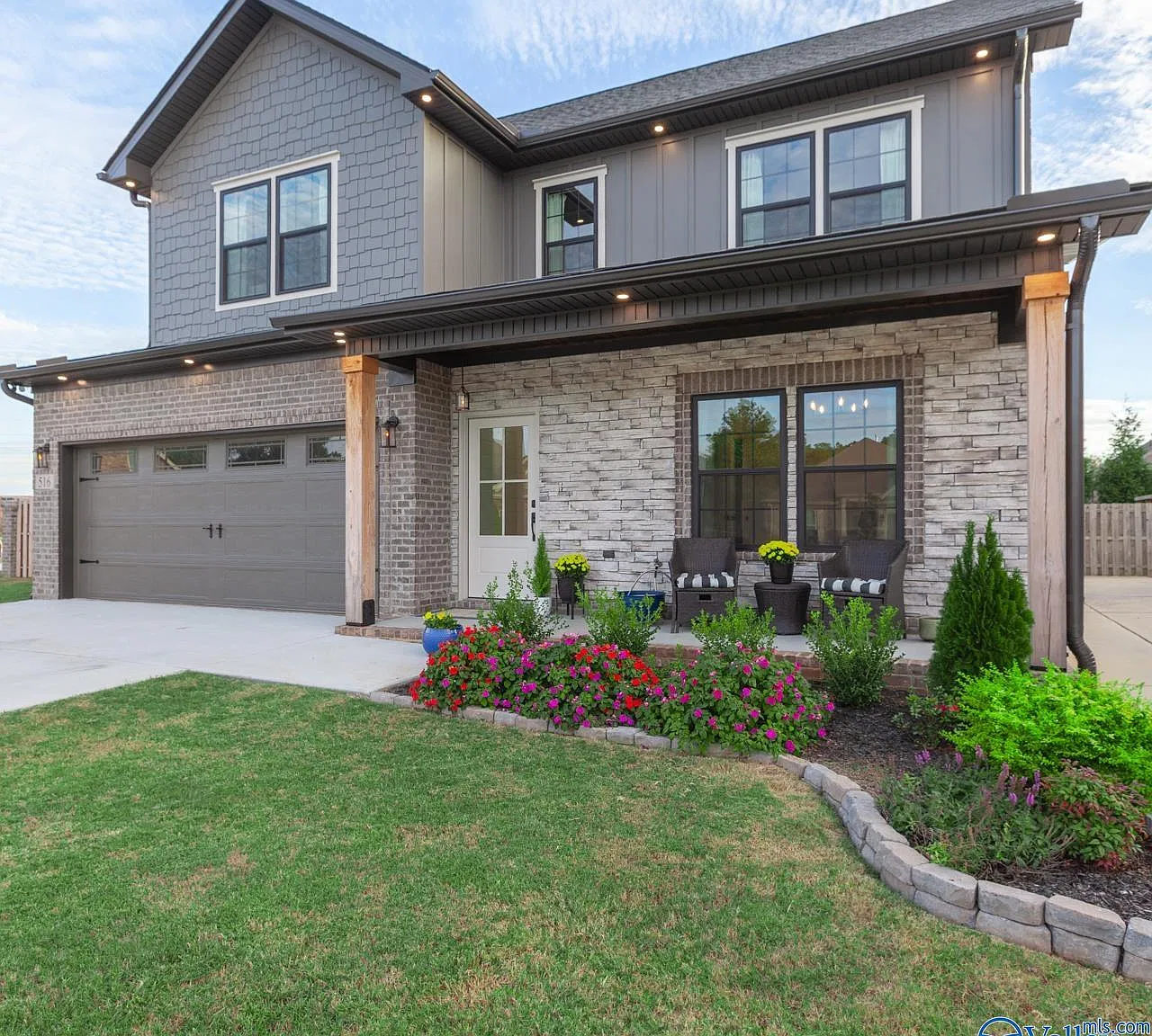 4 bed, 3.0 bath, 2166 sqft, $2,850 — Photo 2
