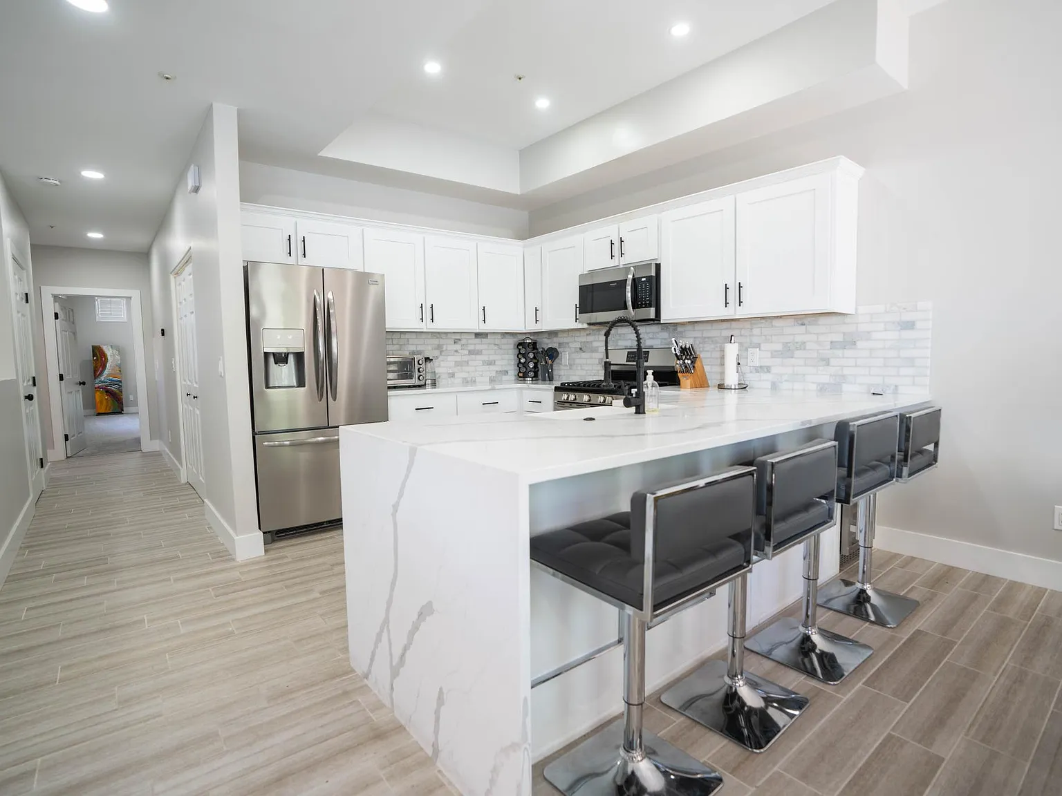 3 bed, 1593 sqft, $6,500 — Photo 3