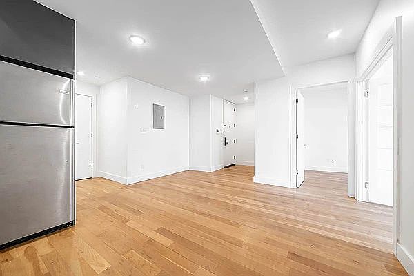 1st image of 200 Linden Blvd #4