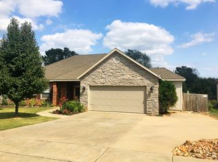 710 Woodland St, Centerton, AR 72719