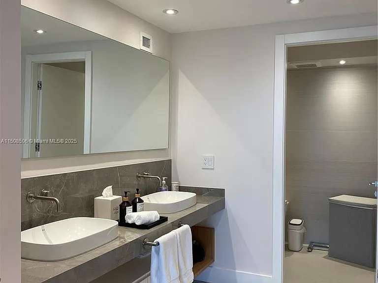 199 Ocean Lane Dr #1112 — Photo 15