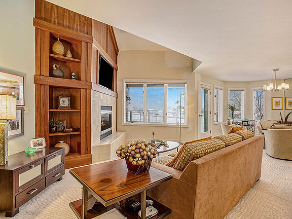 2nd image of 820 S Harbor Dr Unit 11