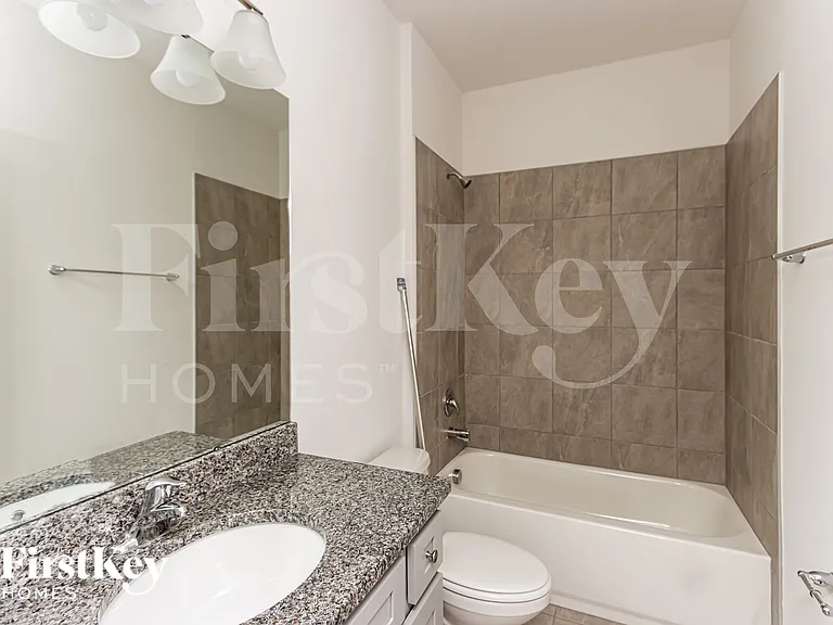 588 Crown Rose Dr — Photo 15