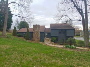 3500 Sugartree Rd, Johnson City, TN 37604