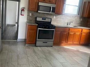 158 Summit Ave APT 1R, Jersey City, NJ 07304